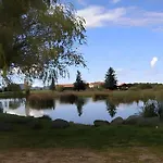 La Garnasette Bed and Breakfast 3*